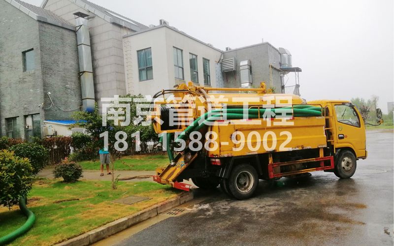246健园小区化粪池清理