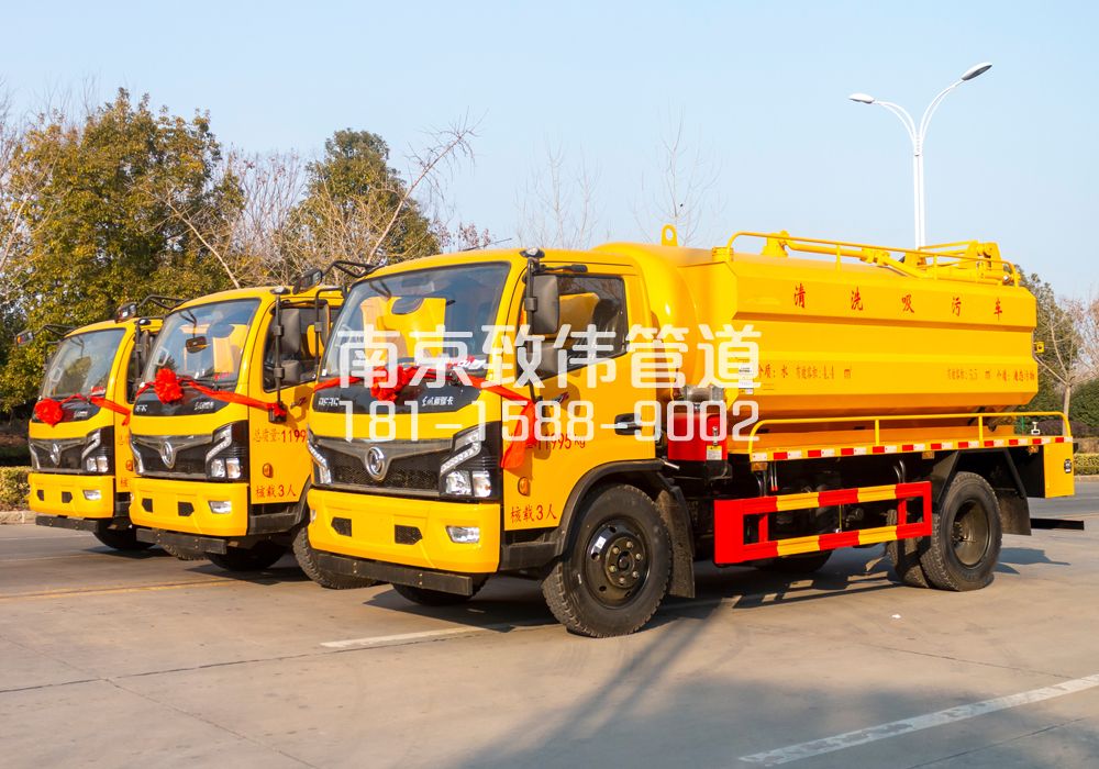 369健园多利卡吸污车